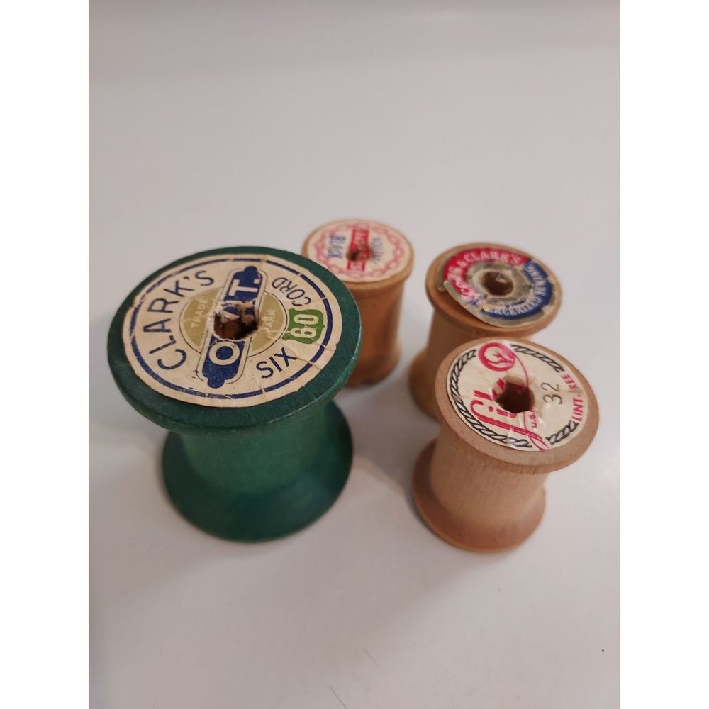 Vintage Wooden Spool Lot Clarks J&P Lily